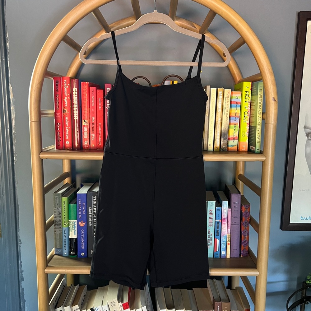BLACK BODYCON ROMPER